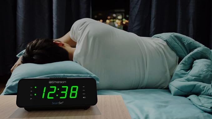 Emerson CKS1900 SmartSet Dual Alarm Clock Radio with AM/FM Digital Tuning, Auto Time Setting, 20 Presets, Jade Green LED Display, Snooze, Sleep Timer & Battery Backup