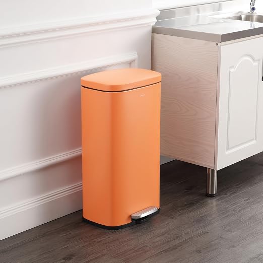 happimess Curtis 8 Gal Step Trash Can Soft Close 25", Carrot Cake