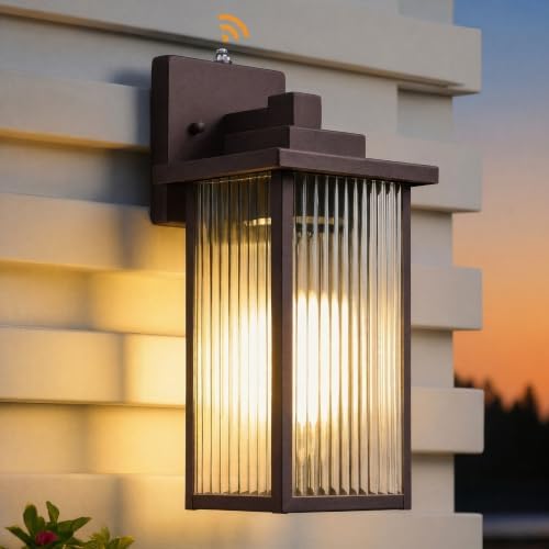 15-Inch Dusk to Dawn Outdoor Wall Light, Oil-Rubbed Bronze All-Metal