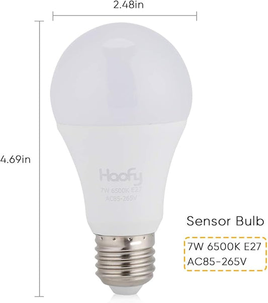 Dusk to Dawn Light Bulb, Smart Sensor LED Bulb 7W Automatic On and Off Sensor Light Bulb for Porch Front Door Garage Basement