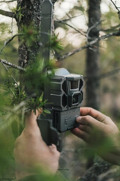TACTACAM Reveal X Gen 3.0 Cellular Trail Camera: Auto Connect 4G LTE, 4K Photo, 1080p Video, Low-Glow IR Flash, No SD Card Needed, Long Battery Life – Best Hunting, Game & Property Monitoring Camera