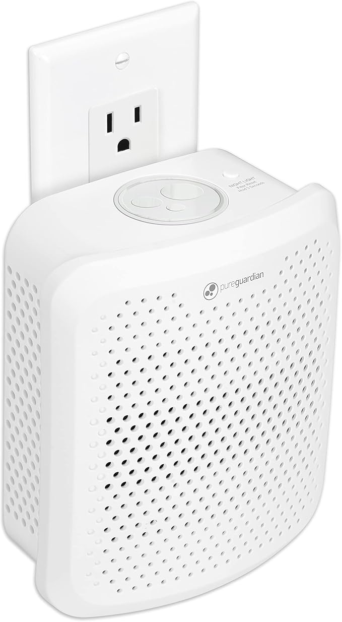 PureGuardian AP201W Pluggable Air Purifier with Nightlight, Odor-Eliminating Aromatherapy Essential Oil Pad Included, 7-in Pluggable Air Purifier, White