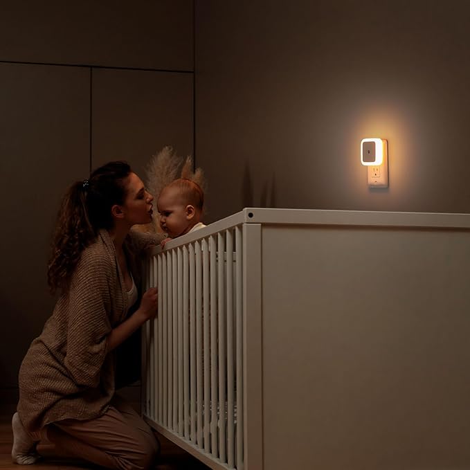 Sujeet Night Light, Night Lights Plug into Wall 8-Pack, Nightlight Plug in Night Light, Dusk to Dawn Night Lamp Led (Warm White)