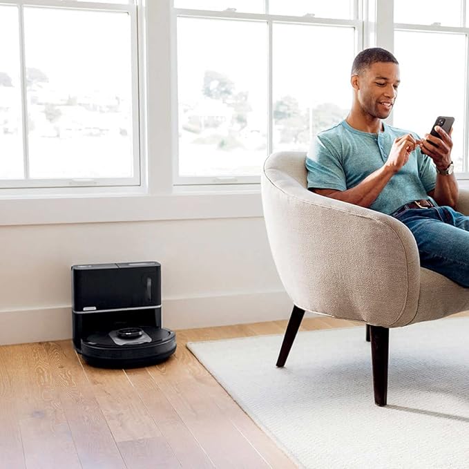 Shark UR2500SR AI Ultra Robot Vacuum, with Ultra Clean, Home Mapping, 30-Day Capacity Bagless Self Empty Base, Perfect for Pet Hair, WiFi, Compatible with Alexa, Black/Silver (Renewed)