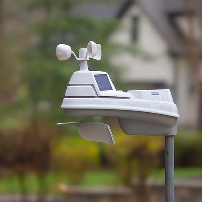 AcuRite Iris (5-in-1) Home Weather Station with Direct-to-Wi-Fi Wireless Display and Alerts for Remote Monitoring Indoor/Outdoor Temperature and Humidity with Wind Speed/Direction (01544M)