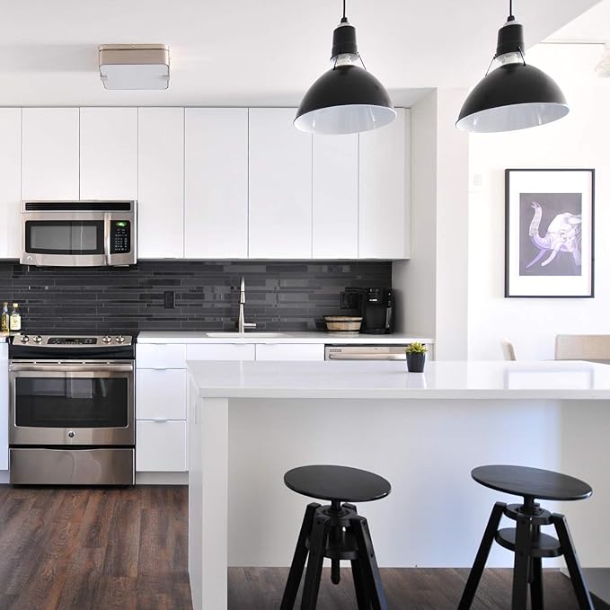 Amazon Basics A19 LED Light Bulbs, 100W Equivalent, Daylight White 5000K, Energy Efficient 15W, Non-Dimmable, 10,000 Hour Lifetime, 16-Pack