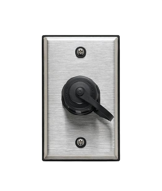 Leviton 1-Port Single Gang DuraPort Industrial Outlet Kit, D670K-1S1